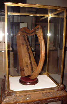 Clarsach (museum of Scotland)